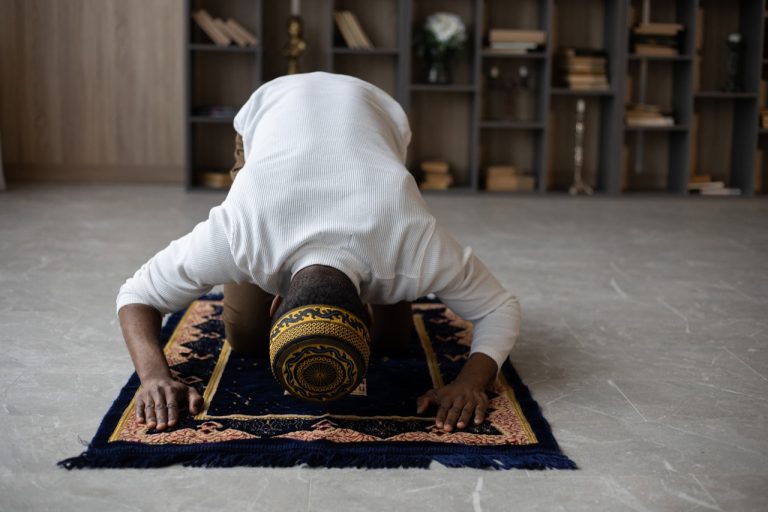 Is Islam the second-largest religion in the United Kingdom?