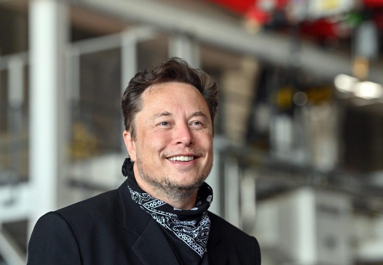 Did Elon Musk say he would delete Twitter, Facebook and buy Nigeria?