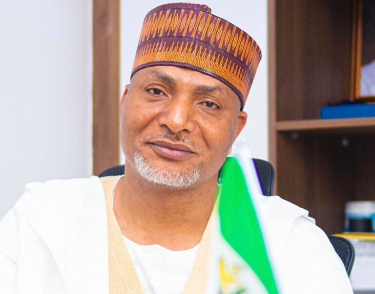 No, Saliu Mustapha does not own or run online grant scheme