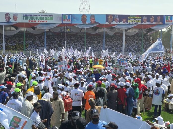 Image claiming to show massive APC rally in Kaduna is AI-generated